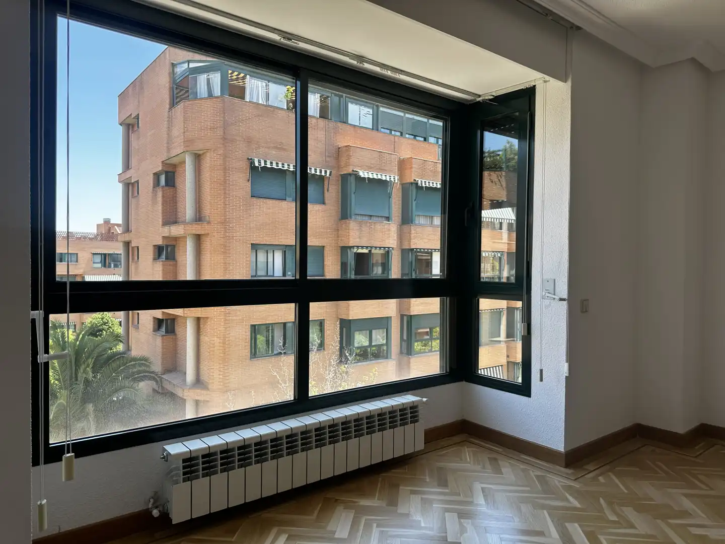 Vista exterior de Pis en venda en Madrid amb Aire condicionat, Calefacció i Parquet