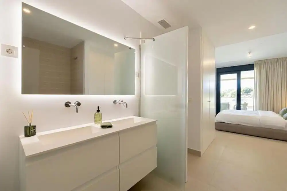 Erdgeschosswohnung mit Pool zur Miete in Río Real - Los Monteros, imagen 19