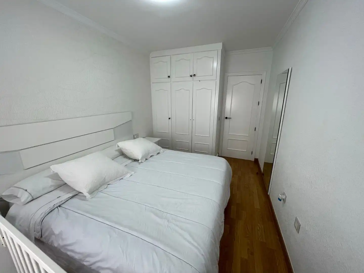Habitación de Apartamento de alquiler en Mazarrón con Aire acondicionado, Amueblado y Lavadora