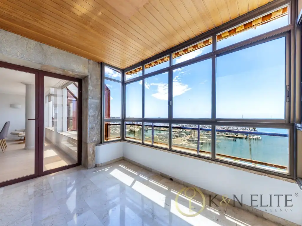 Balcony of Attic for rent in Alicante / Alacant  with Air Conditioner and Terrace