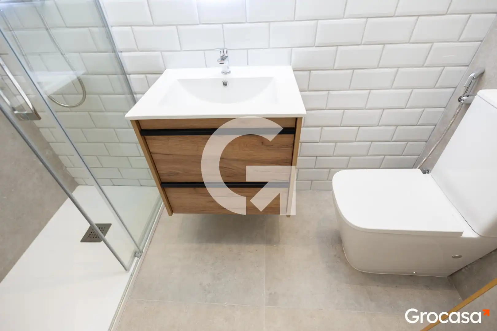 Bathroom of Houses for sale in Sant Boi de Llobregat  with Terrace and Oven