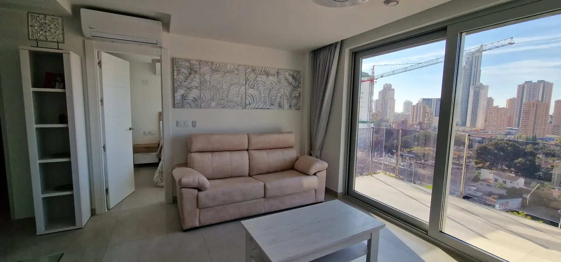 Sala d'estar de Apartament en venda en Finestrat amb Aire condicionat, Calefacció i Jardí privat