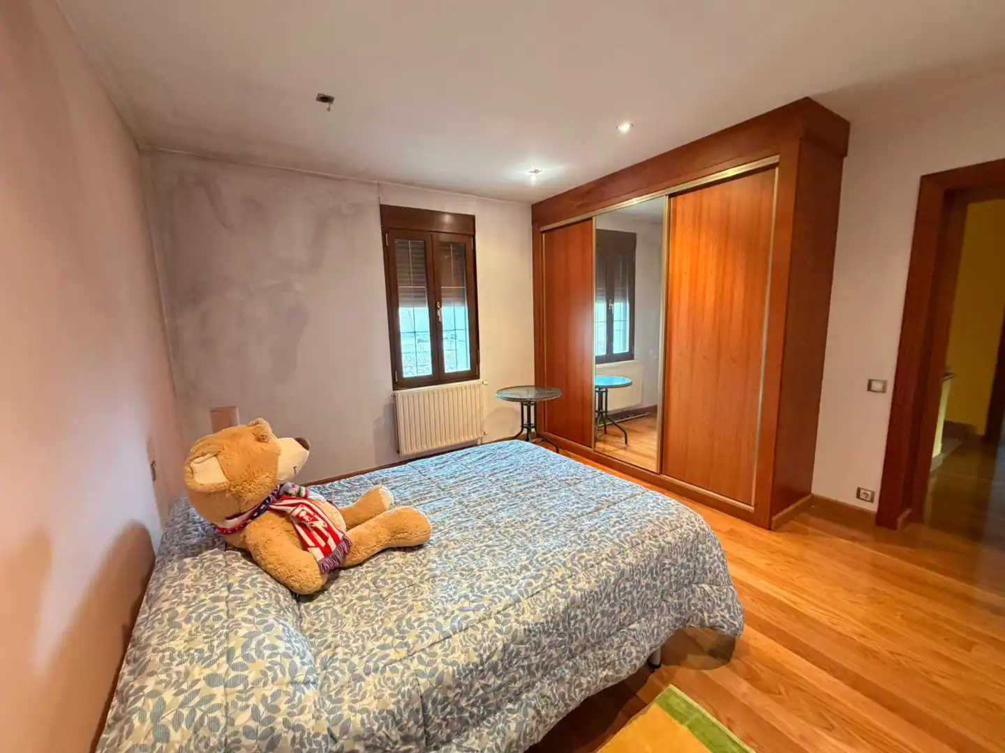 Habitación de Casa o chalet en venta en Cavia con Calefacción y Jardín privado