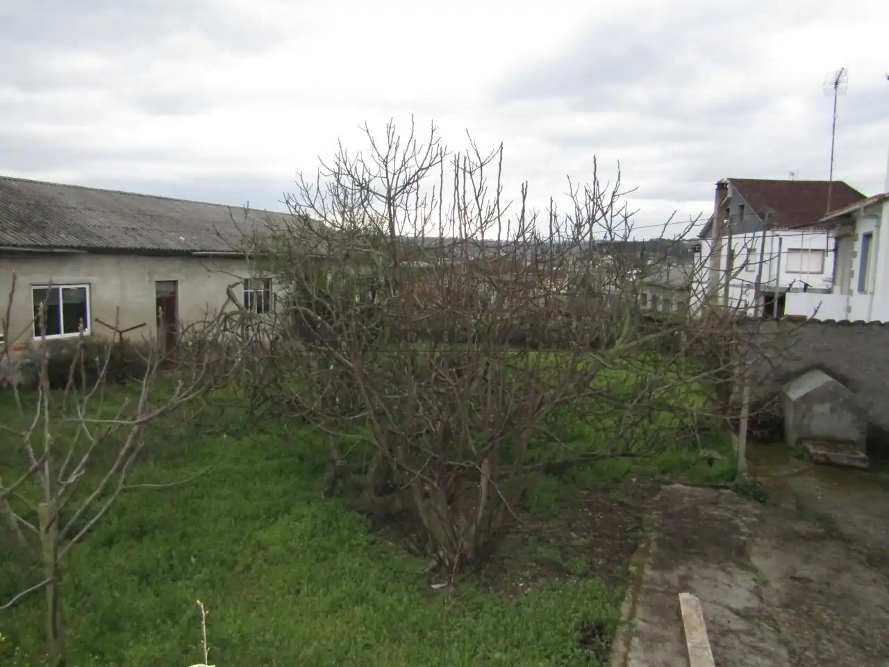 Casa o xalet en venda en Ourense Capital  amb Calefacció, Jardí privat i Balcó