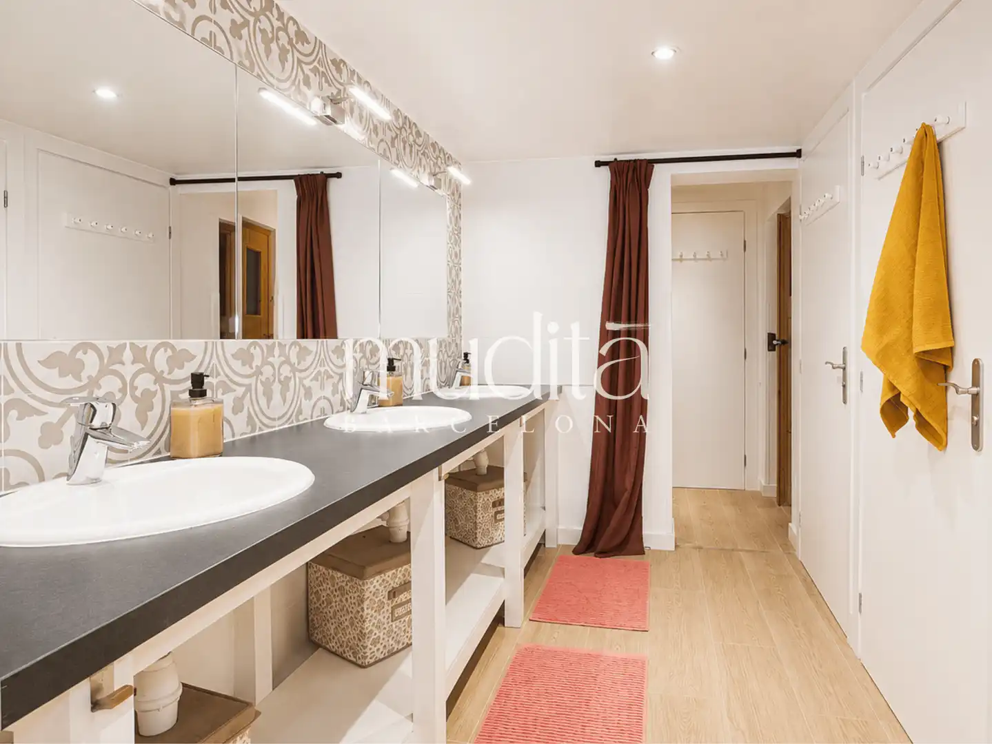Baño de Casa o chalet en venta en Roda de Berà con Calefacción, Jardín privado y Terraza