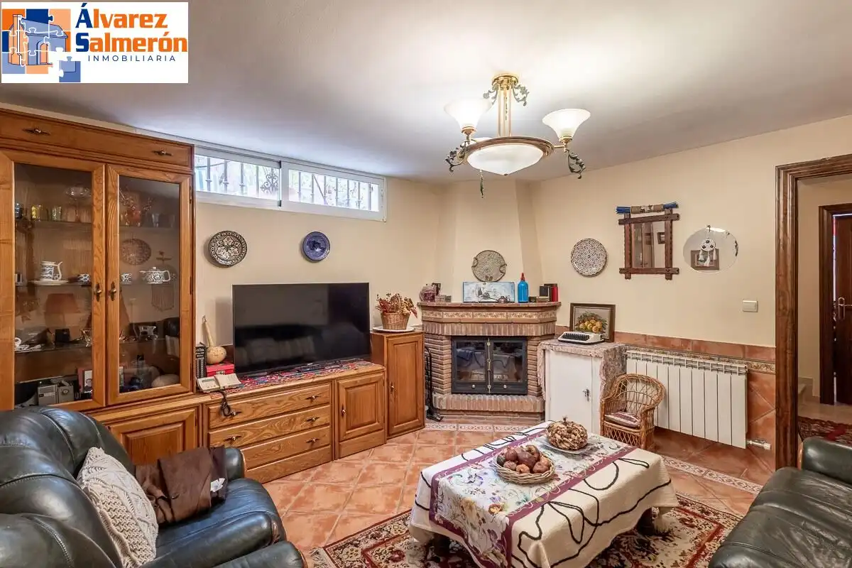 Living room of Houses for sale in Huétor Vega  with Air Conditioner, Heating and Terrace