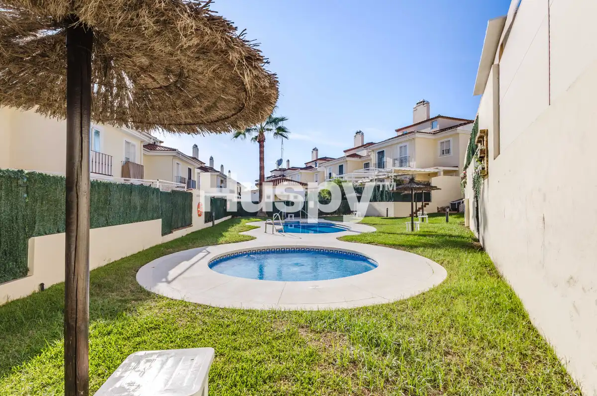 Piscina de Casa o chalet en venta en Campanillas