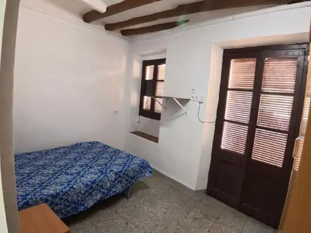 Bedroom of Flat for rent in Part Alta