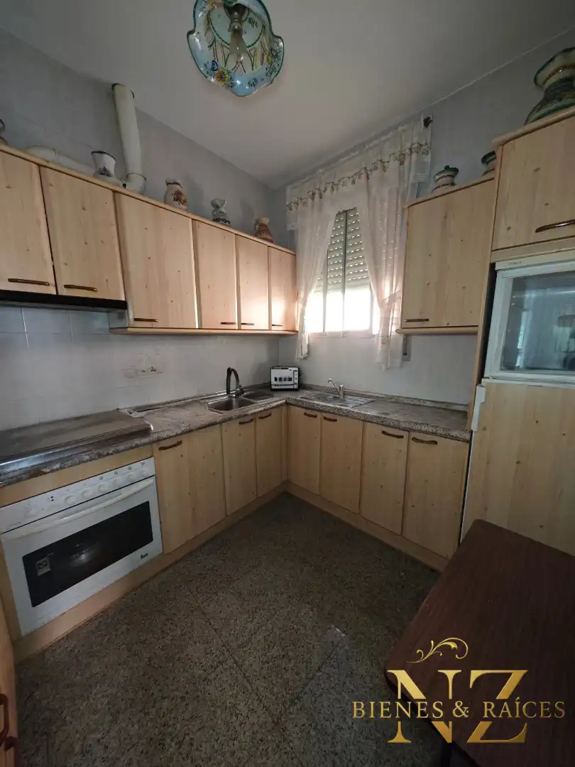 Casa amb terrassa en venda a Calle Ajofrín, imagen 7
