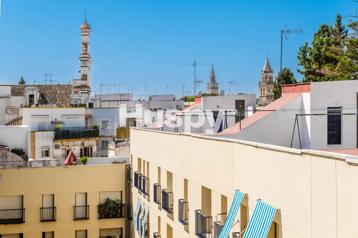 Flat for sale in Sevilla, Sevilla