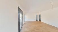 Living room of Flat for sale in  Barcelona Capital  with Heating and Oven