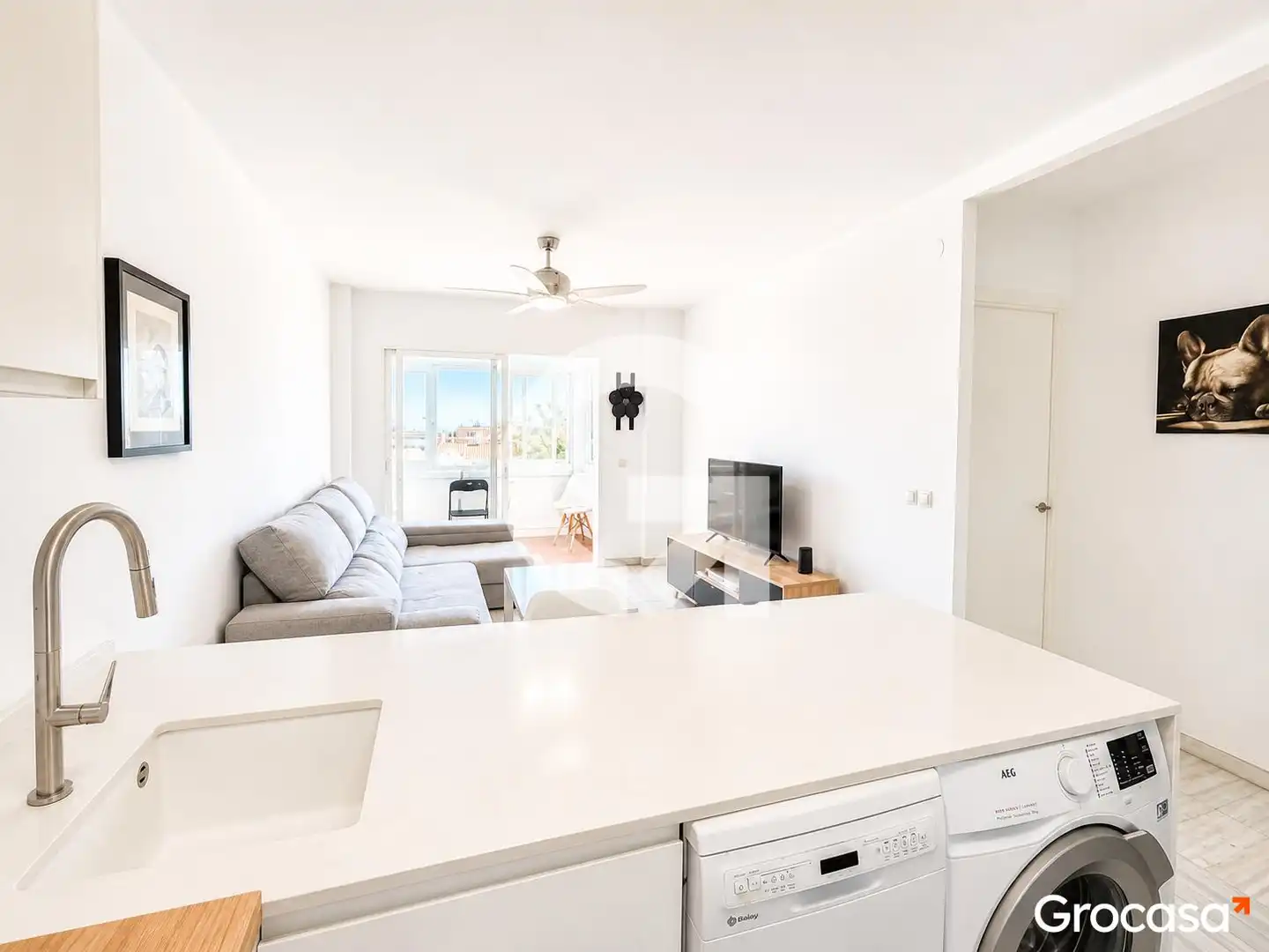 Wohnzimmer von Erdgeschoss zum Verkauf in Rincón de la Victoria mit Privatgarten, Terrasse und Abstellraum