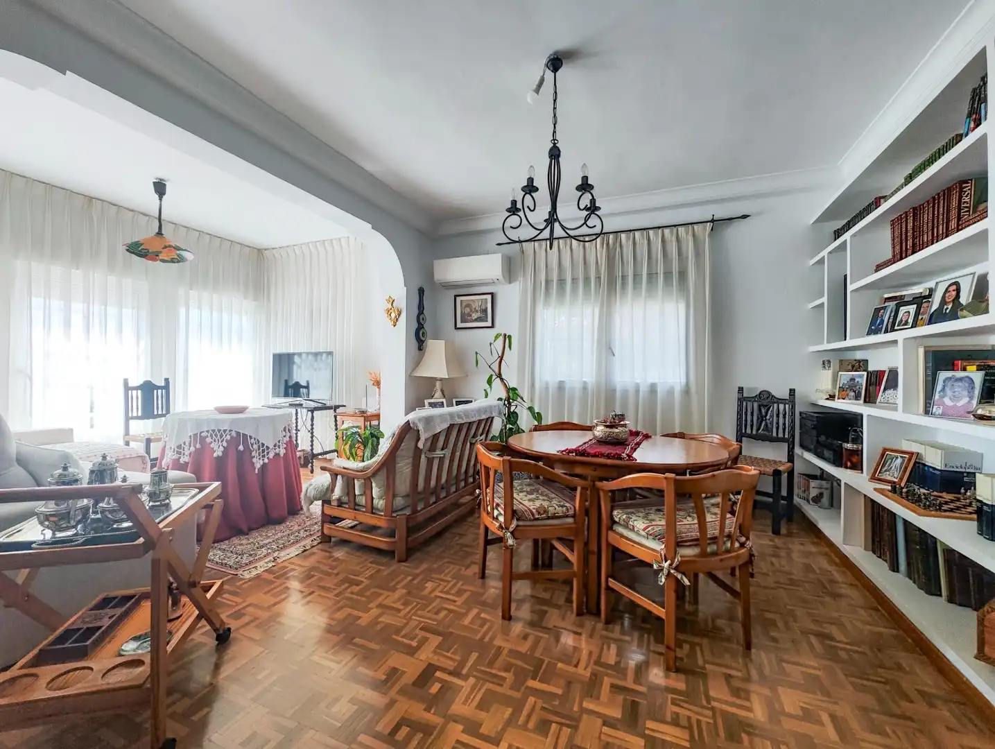 Comedor de Casa o chalet en venta en Puertollano con Aire acondicionado, Calefacción y Jardín privado