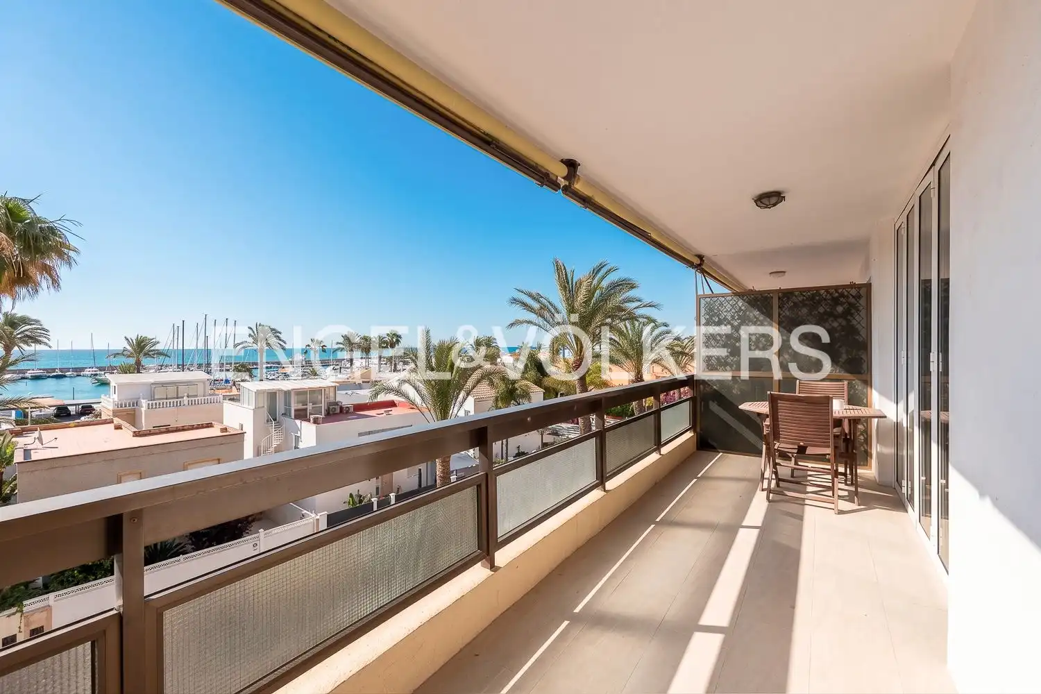 Piso con terraza en alquiler en Avinguda Neptuno, imagen 34