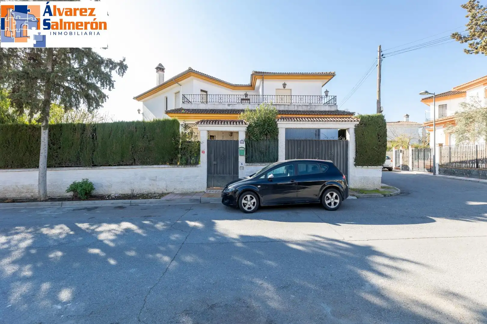 Vista exterior de Casa o xalet en venda en Albolote amb Jardí privat, Terrassa i Traster