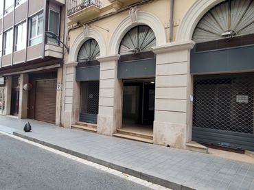 Business premises to rent in Carrer del Roser 10