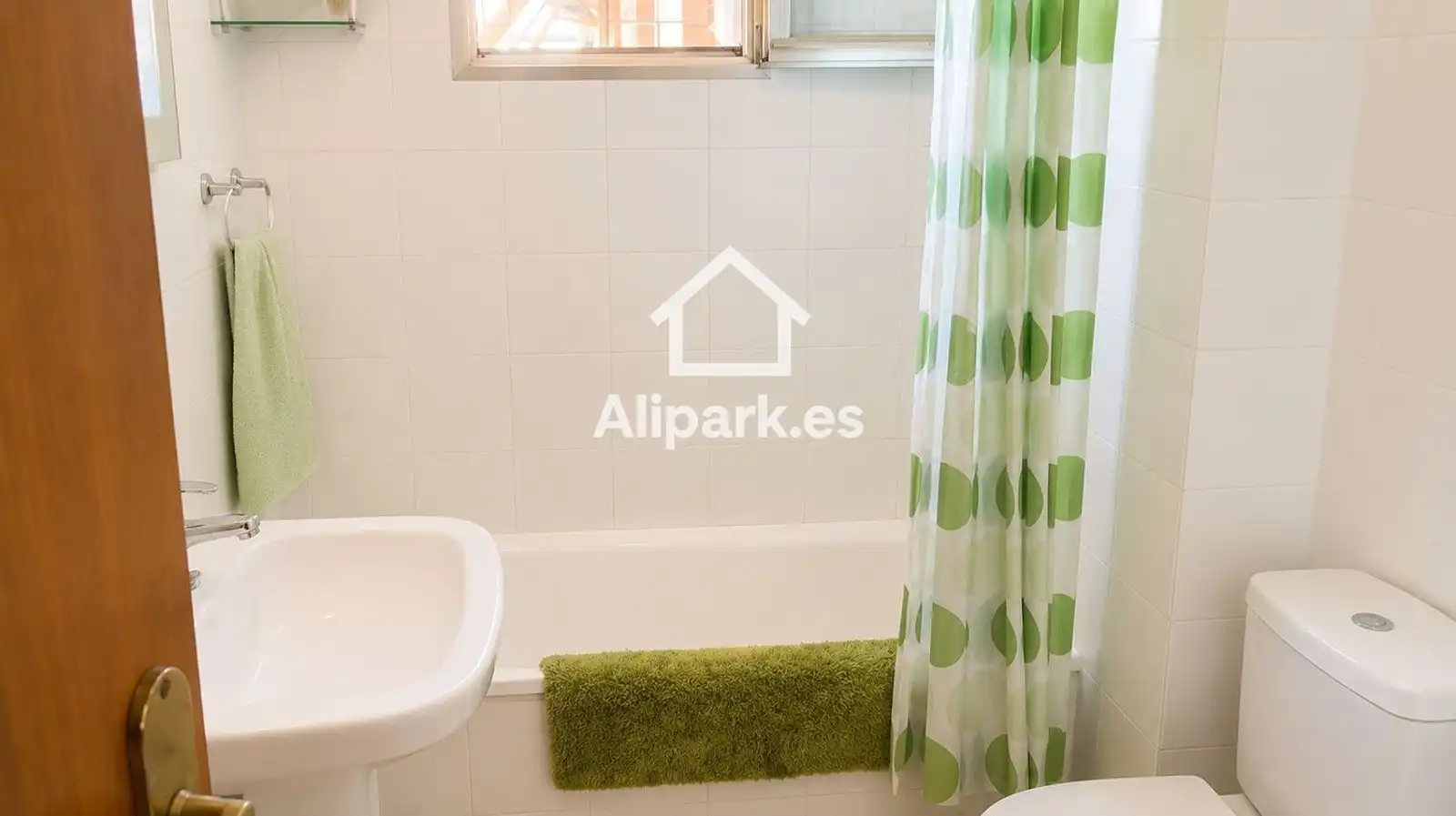 Bathroom of Flat for rent in Alicante / Alacant  with Heating, Terrace and Swimming Pool