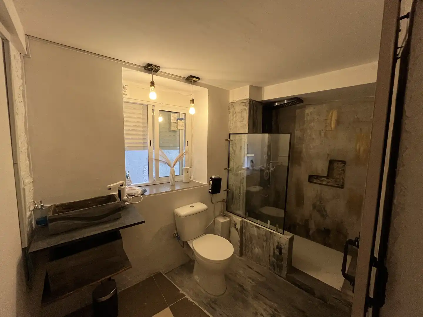 Bathroom of Commercial properties for sale in Manresa