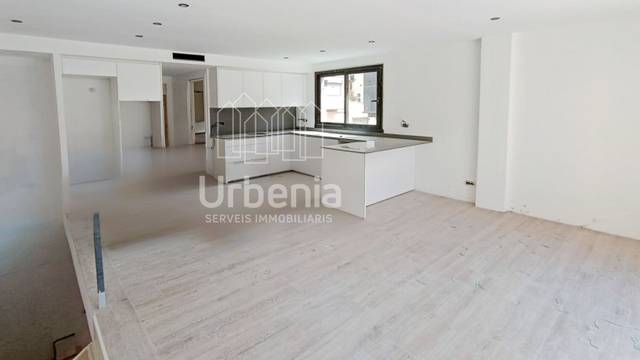 Dúplex en Venta en Centre