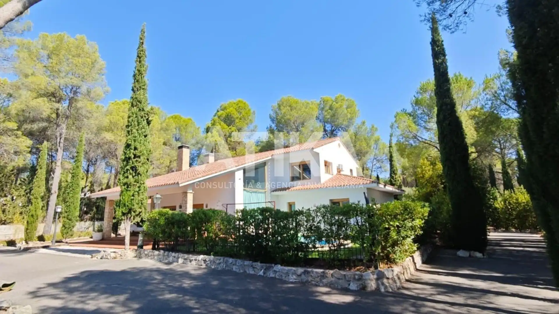 Exterior view of Houses for sale in Ontinyent  with Air Conditioner, Heating and Private garden