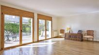 Living room of House or chalet for sale in Sant Andreu de Llavaneres  with Air Conditioner, Heating and Private garden