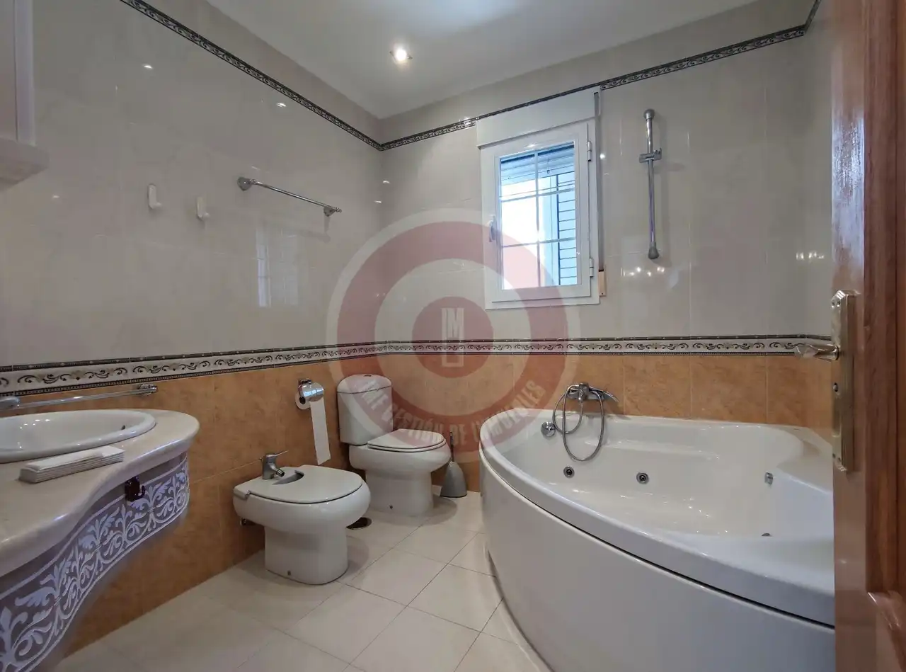 Baño de Casa o chalet en venta en Vélez-Málaga con Aire acondicionado, Jardín privado y Terraza