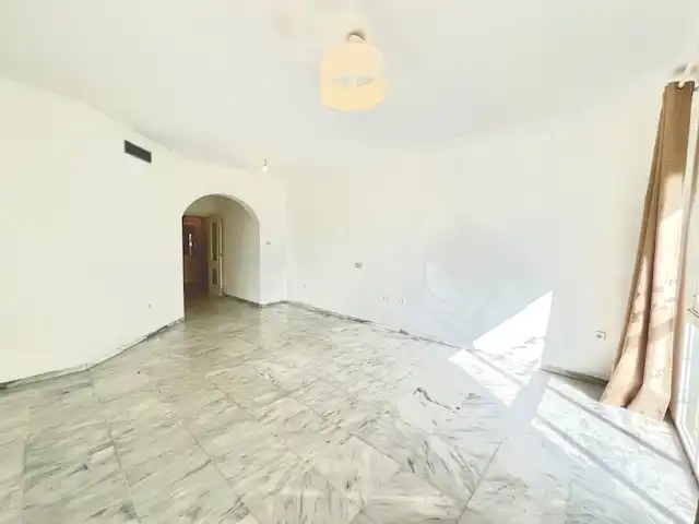 Piso en venta en Marbella con Aire acondicionado, Jardín privado y Terraza