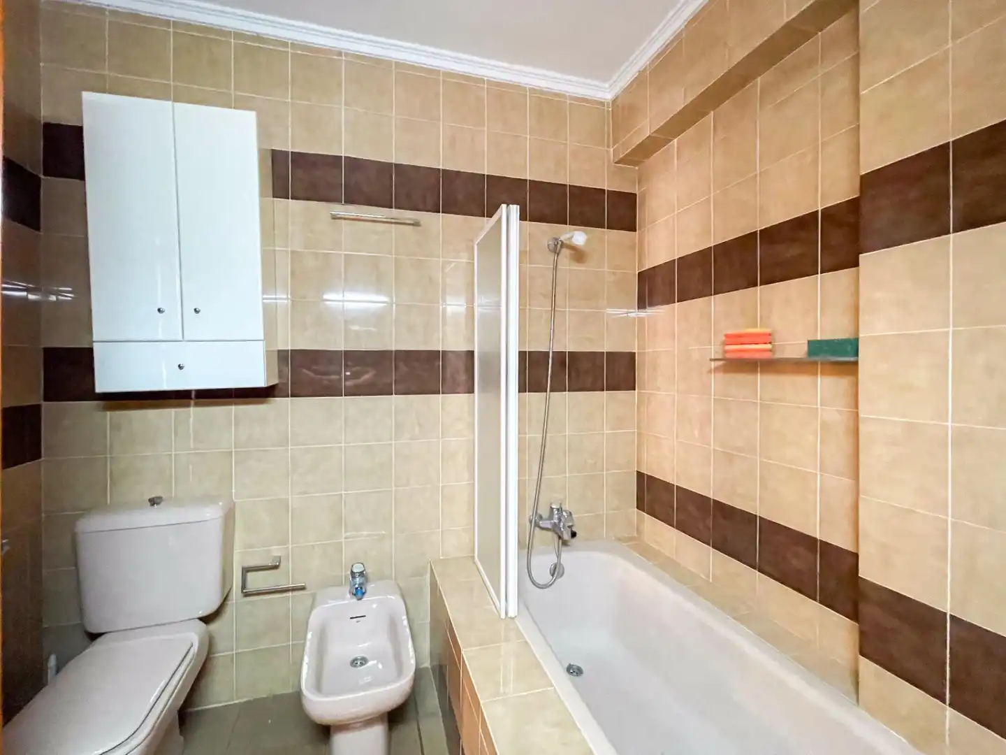 Baño de Casa o chalet en venta en Chera con Calefacción, Terraza y Trastero