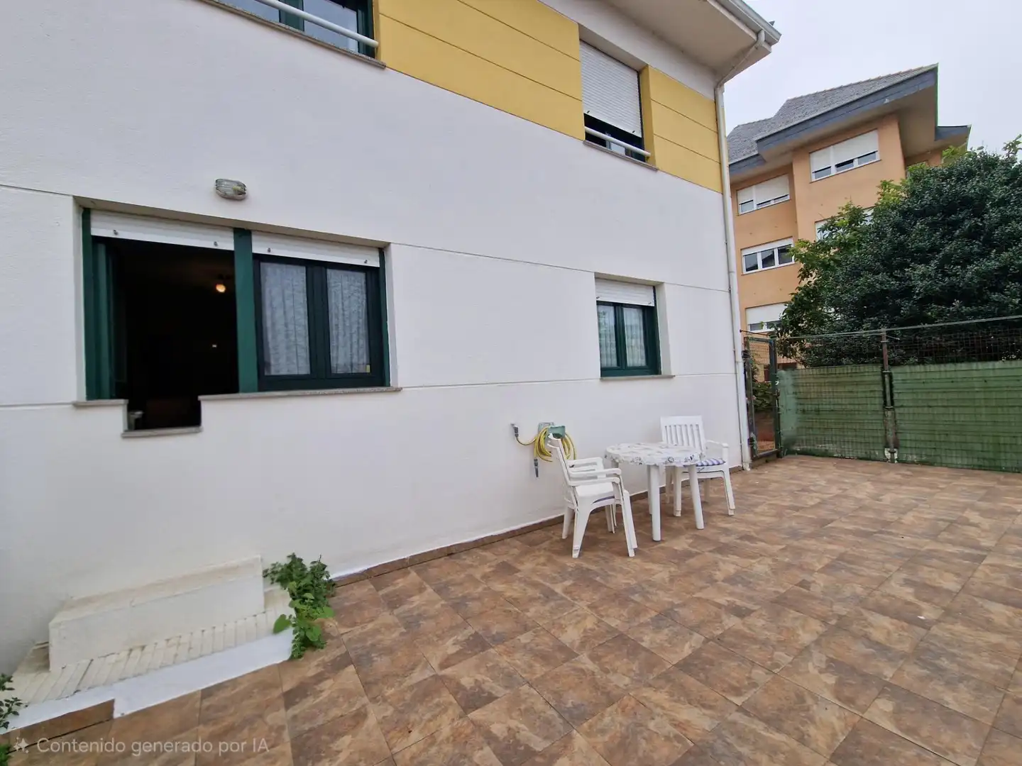 Vista exterior de Piso en venta en Tapia de Casariego con Calefacción
