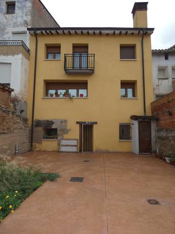 Casa-chalet en Venta en Fuenmayor