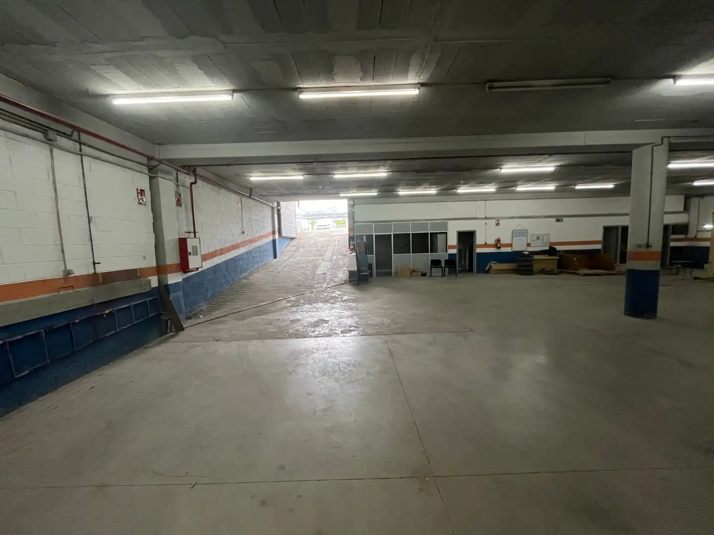Nave industrial en venta en Sant Esteve Sesrovires
