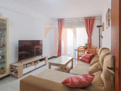 Living room of Flat for sale in Premià de Mar  with Air Conditioner, Heating and Terrace