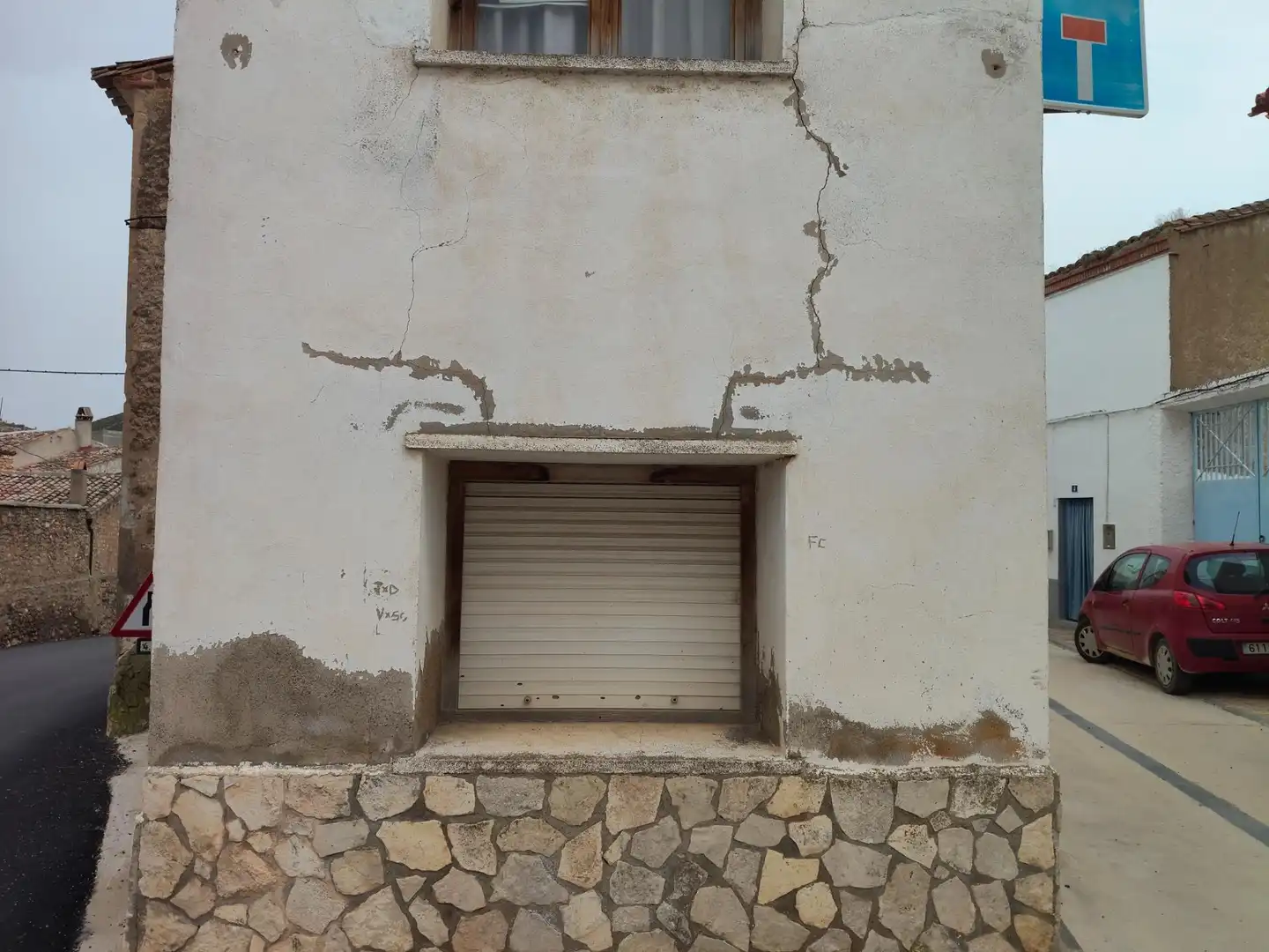 Vista exterior de Finca rústica en venda en Villanueva de Huerva amb Terrassa