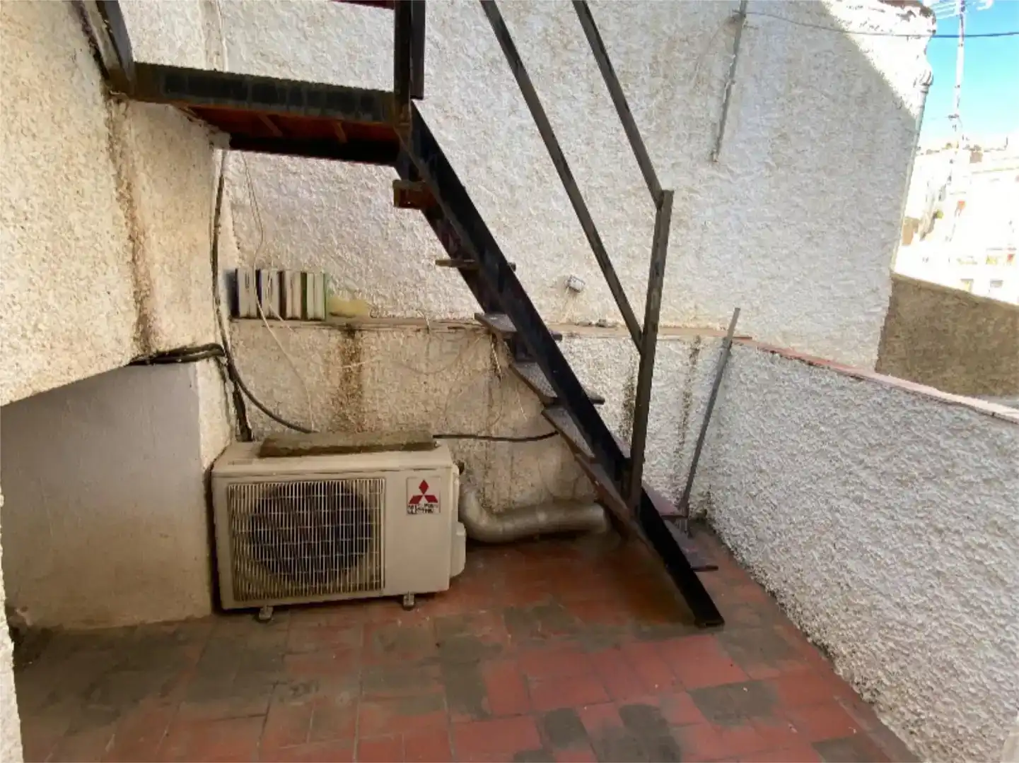 Maisonette zum Verkauf in Abrucena mit Klimaanlage, Abstellraum und Möbliert