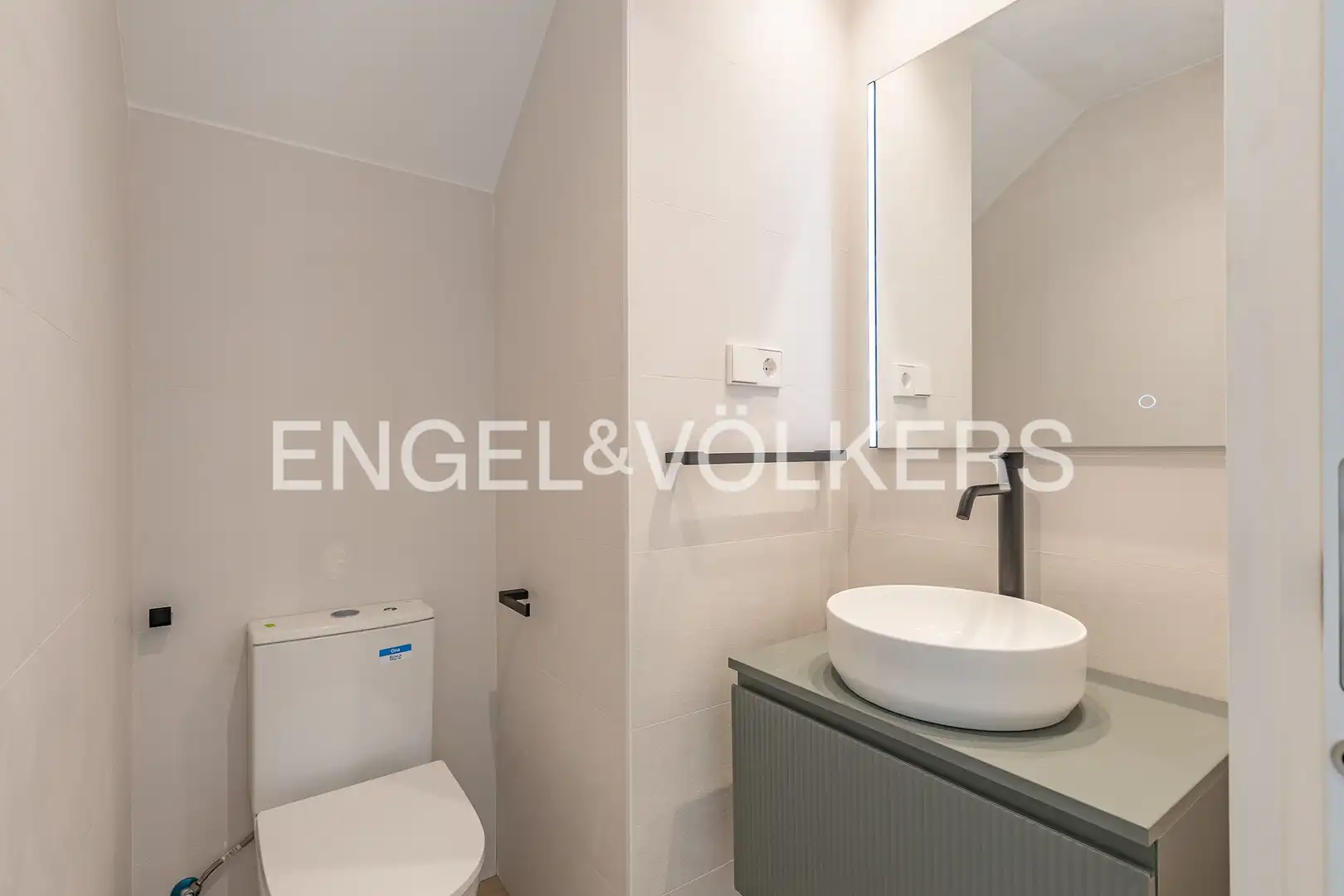 Baño de Casa o chalet en venta en Matadepera con Calefacción, Parquet y Terraza