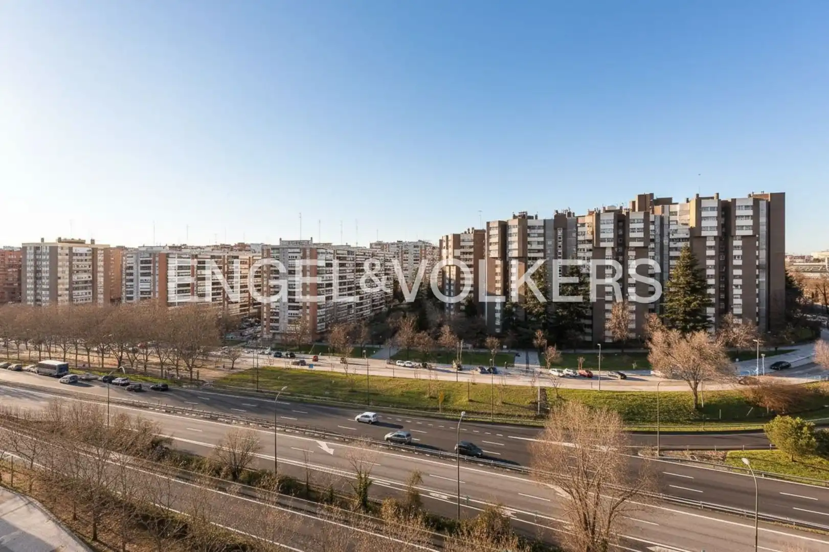 Exterior view of Flat for sale in Madrid  with Heating, Storage room and Furnished