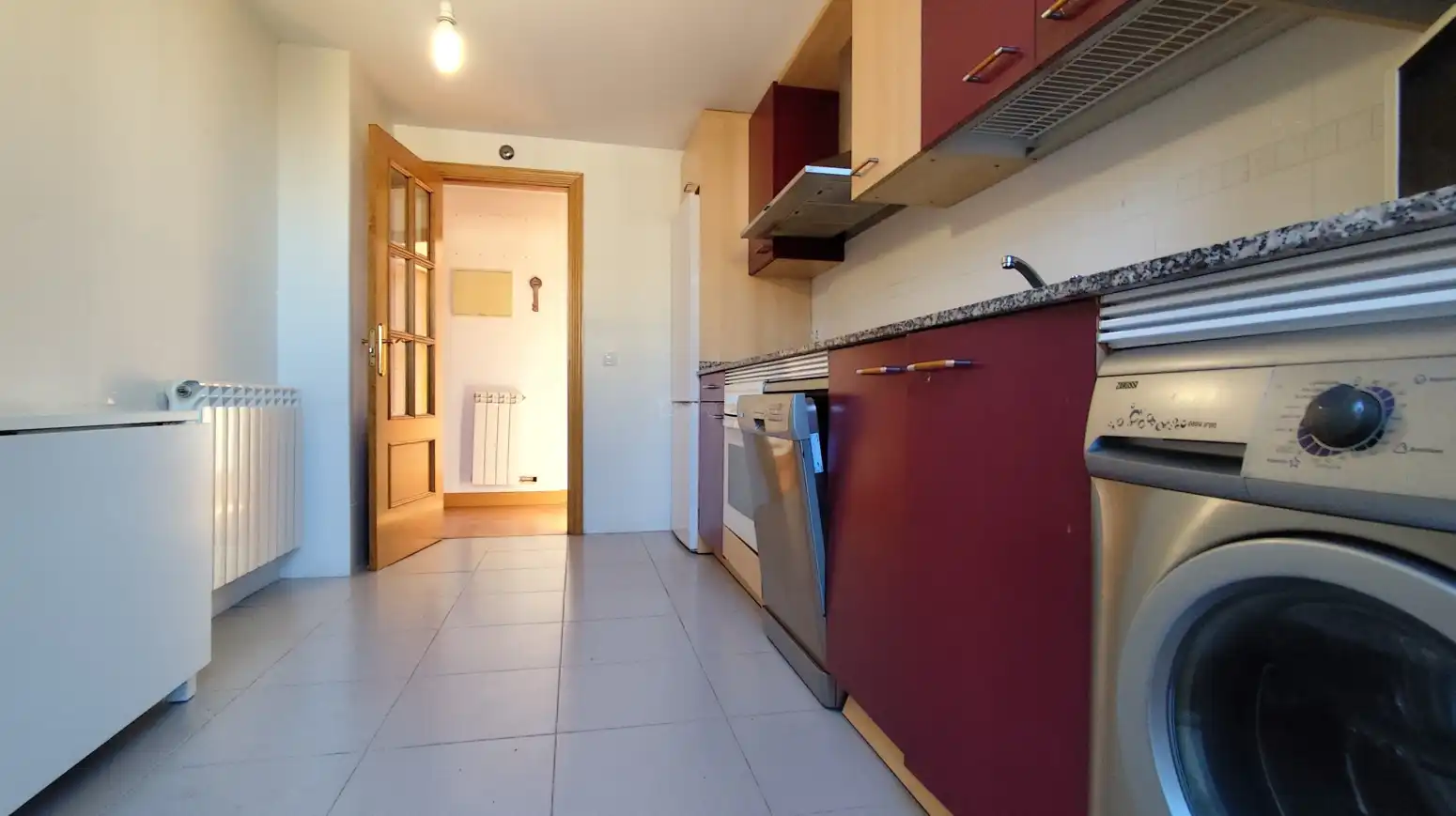 Cuina de Àtic en venda en  Logroño amb Calefacció, Jardí privat i Terrassa