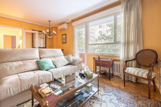 Piso en Venta en Argüelles