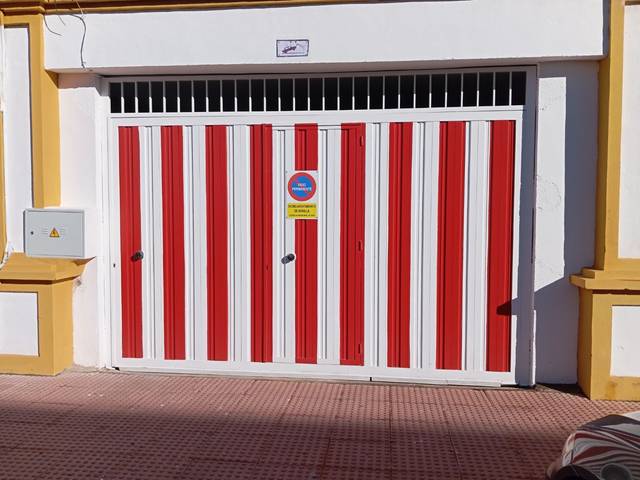 Local comercial en Alquiler en Calle los Pinos, 7 en Avda. De los Ogíjares