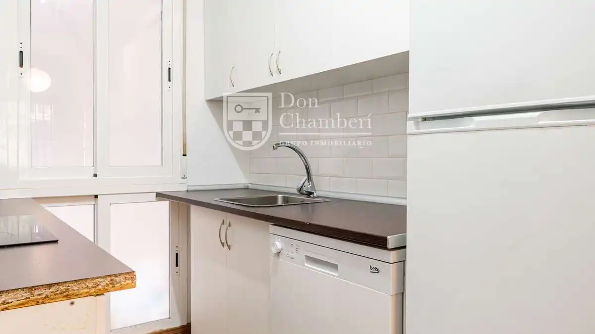 Cocina de Piso en venta en Madrid con Aire acondicionado, Calefacción y Amueblado