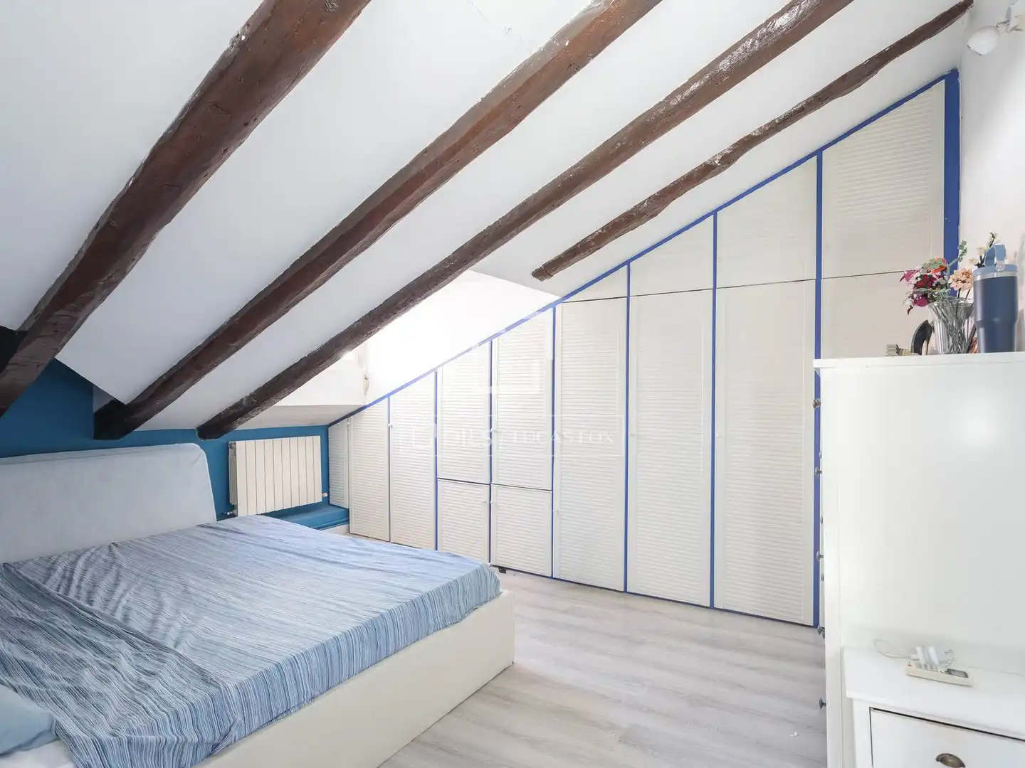 Schlafzimmer von Dachboden zur Miete in Villar y Velasco mit Klimaanlage und Möbliert