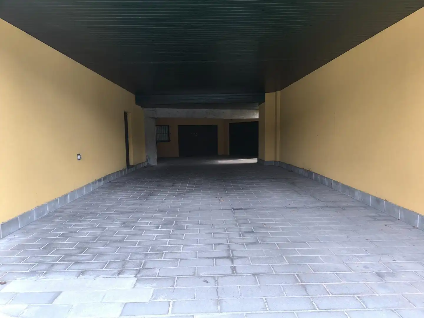 Garage zum Verkauf in Santiago de Compostela 