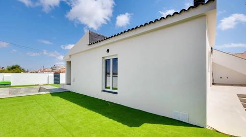 Foto 3 de Casa o xalet en venda a Avenida Baracaldo, Zona Carrefour - Urbanizaciones, Torrevieja