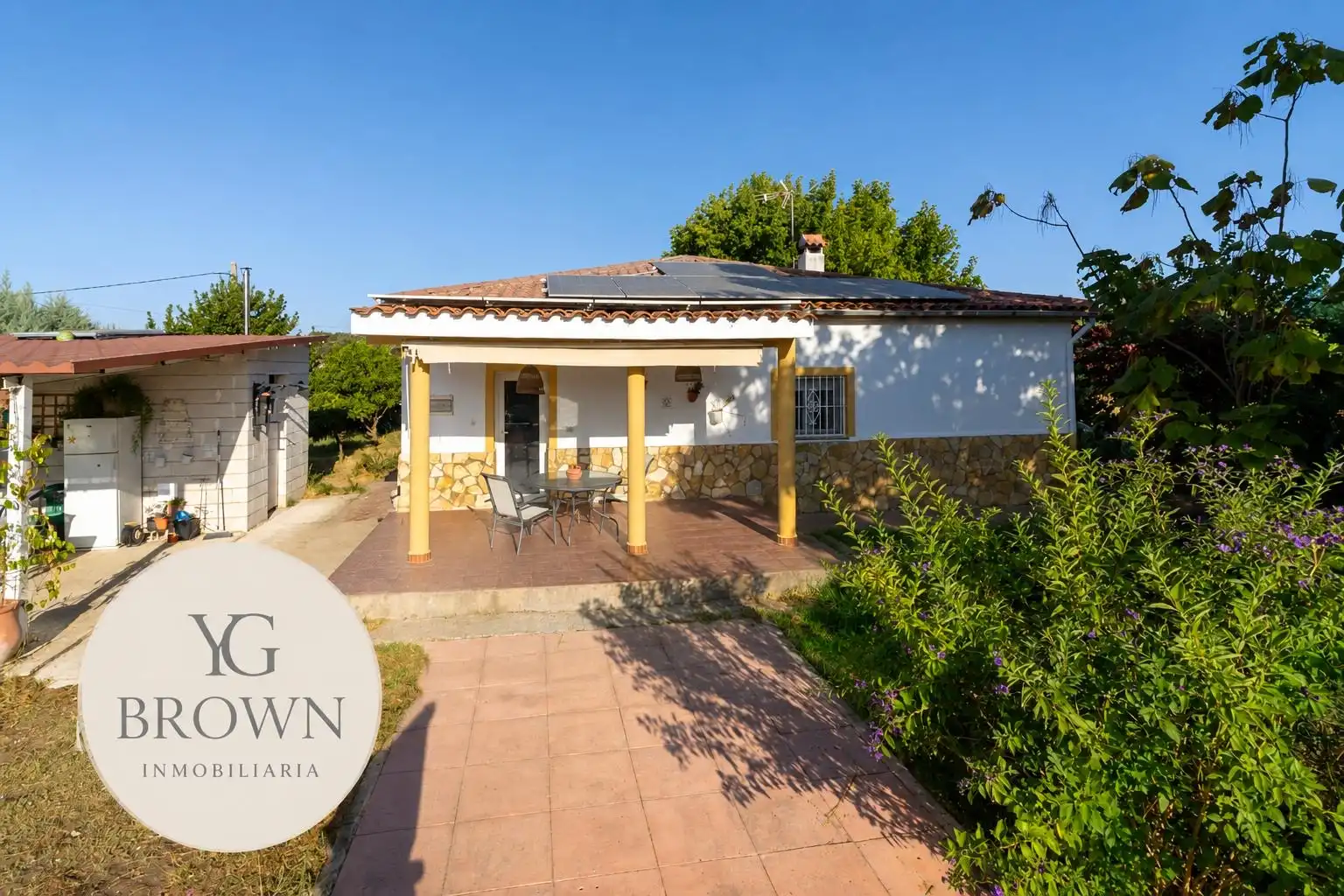 Detached house with pool for sale in Dehesilla de Calamón - Campomanes