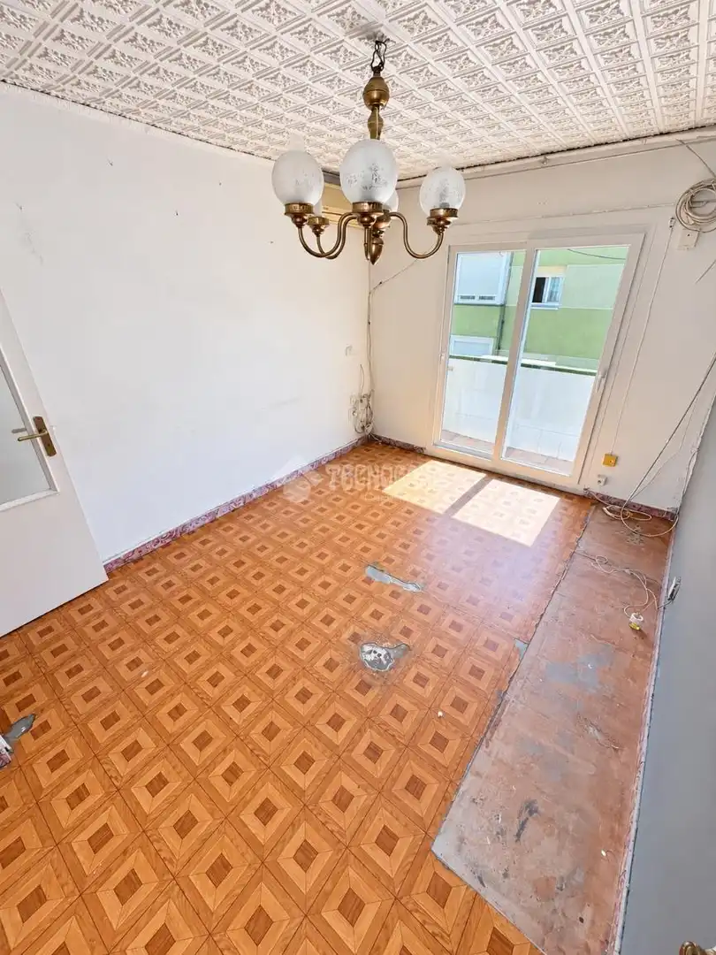 Habitación de Piso en venta en Madrid con Parquet