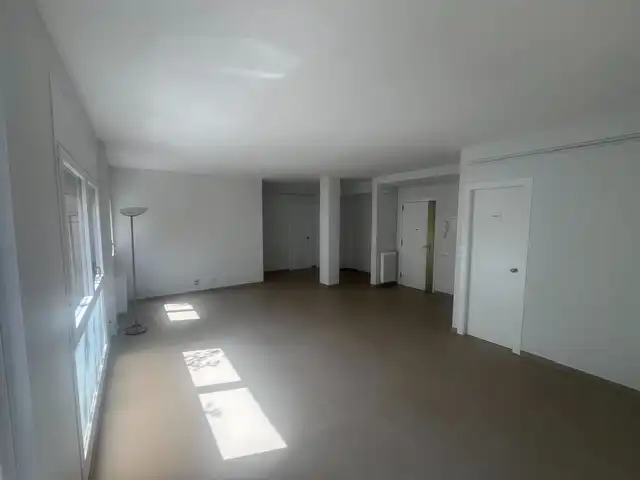 Flat for rent in Sant Cugat del Vallès  with Heating and Oven