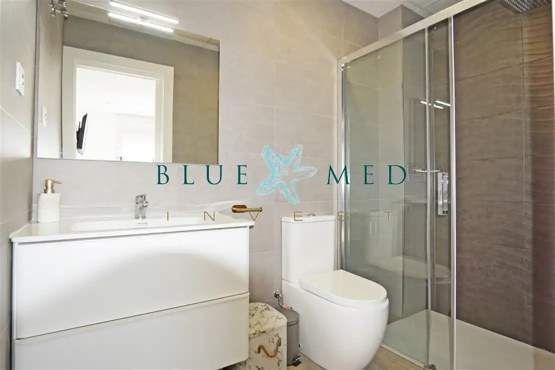 Bathroom of Attic for sale in Puerto de Mazarrón