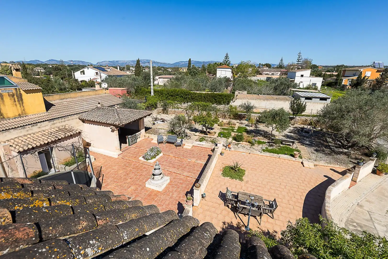 Terrasse von Country house zum Verkauf in  Palma de Mallorca mit Klimaanlage, Heizung und Privatgarten