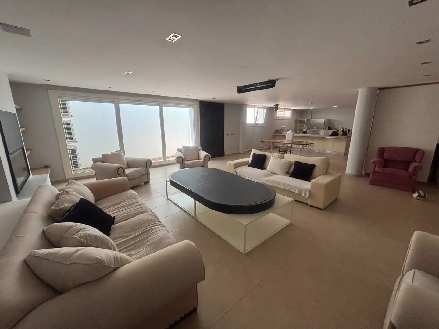 Sala de estar de Casa o chalet en venta en Marbella con Aire acondicionado, Jardín privado y Terraza