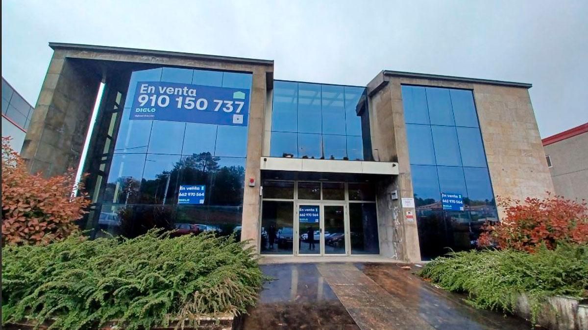 Oficina en venta en BERGAZOS-DONSION, 27, Lalín